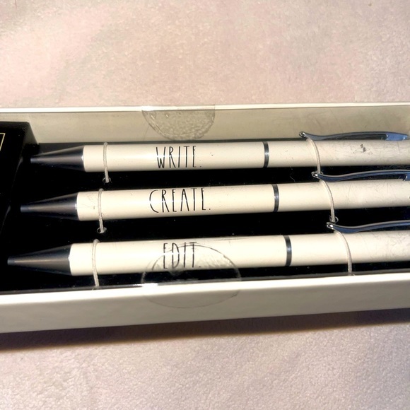 NIB Rae Dunn Pen Set‎ - Picture 2 of 3